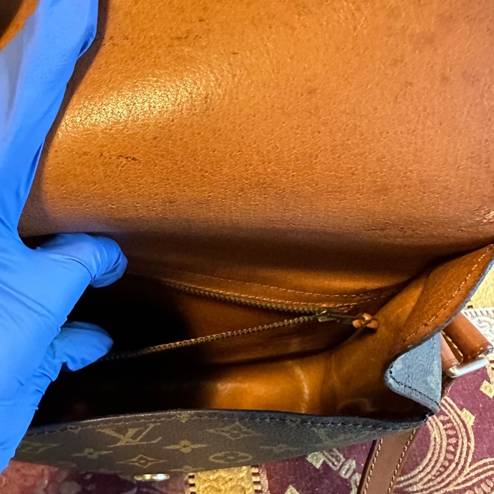 Authentic Louis Vuitton Saint Cloud GM Size Monogram Crossbody/Shoulder Bag - Picture 16 of 16